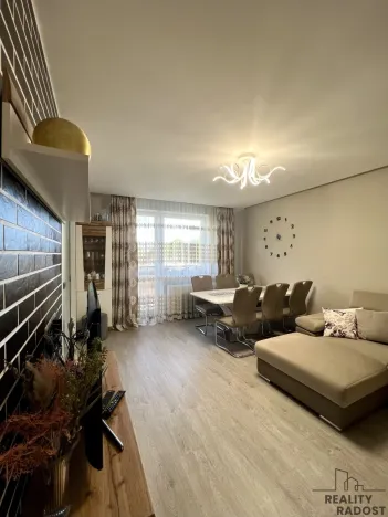 Prodej bytu 3+1, Jesenice, 92 m2