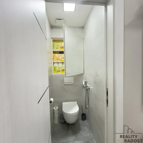 Prodej bytu 3+1, Jesenice, 92 m2