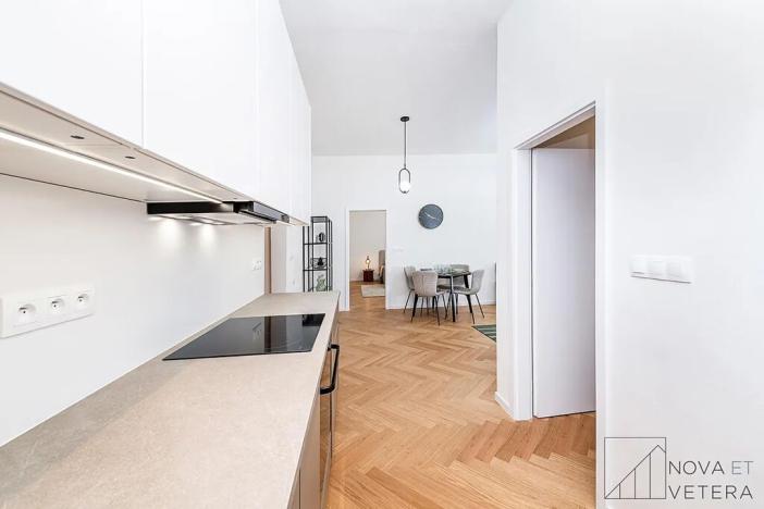 Prodej bytu 4+kk, Praha - Holešovice, Na Maninách, 95 m2