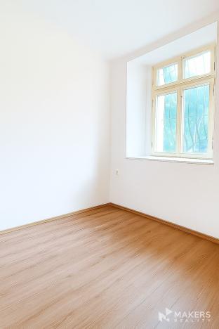 Pronájem kanceláře, Praha - Vršovice, 12 m2