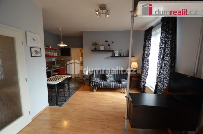 Pronájem bytu 1+kk, Praha - Smíchov, Na Hřebenkách, 52 m2