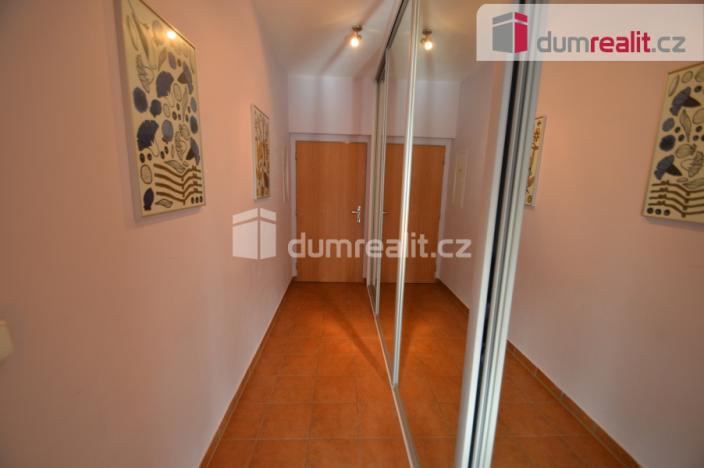 Pronájem bytu 1+kk, Praha - Smíchov, Na Hřebenkách, 52 m2