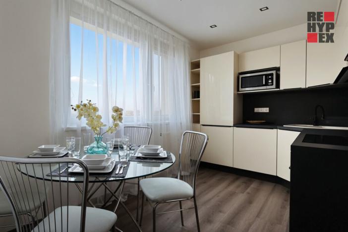 Prodej bytu 3+1, Liberec - Liberec XXV-Vesec, Fričova, 77 m2