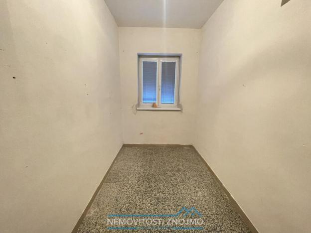 Pronájem skladu, Miroslav, Havlíčkova, 700 m2