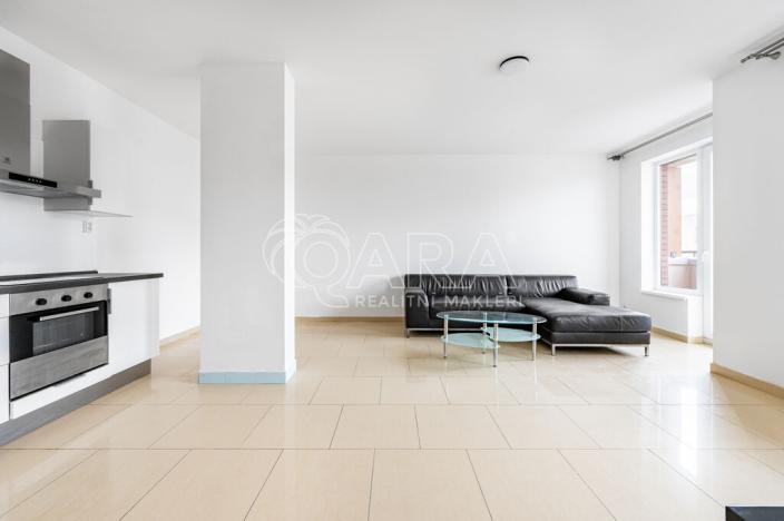 Pronájem bytu 3+kk, Praha - Dolní Měcholupy, Kryšpínova, 84 m2