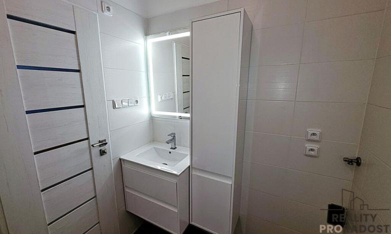 Pronájem bytu 2+1, Hodonín, Masarykovo nám., 42 m2