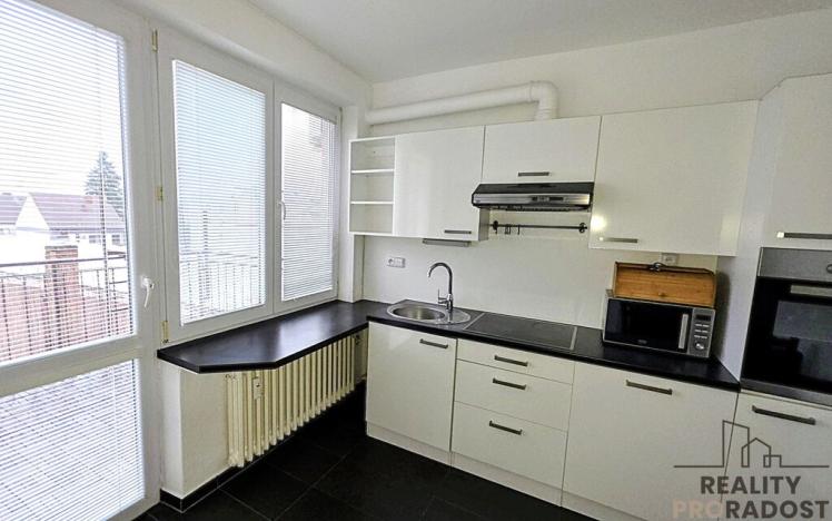 Pronájem bytu 2+1, Hodonín, Masarykovo nám., 42 m2