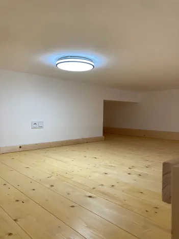 Pronájem bytu 1+kk, Praha - Košíře, Vrchlického, 20 m2