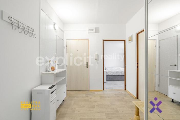 Prodej bytu 2+1, Luhačovice, Zahradní čtvrť, 57 m2