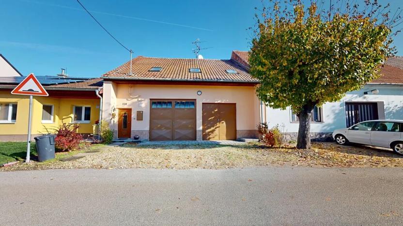 Prodej rodinného domu, Vojkovice, 200 m2