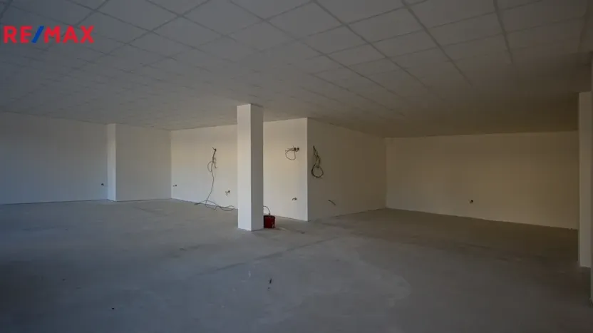 Pronájem obchodního prostoru, Kopřivnice, Záhumenní, 160 m2