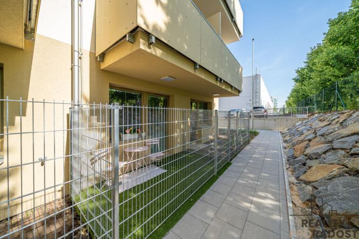 Pronájem bytu 1+kk, Olomouc, Frištenského, 32 m2