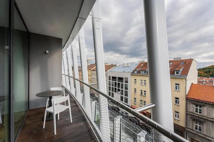 Pronájem bytu 2+kk, Praha - Smíchov, Holečkova, 70 m2