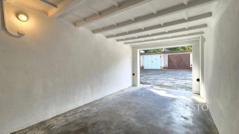 Pronájem garáže, Písek, Lipová alej, 16 m2