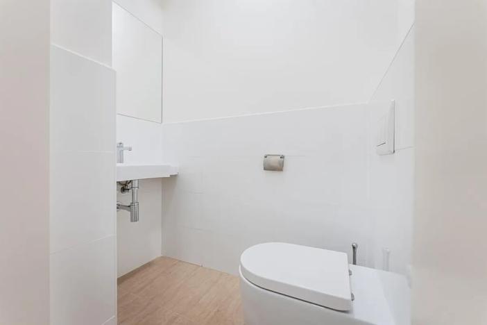 Pronájem bytu 2+kk, Praha - Bubeneč, Šmeralova, 51 m2