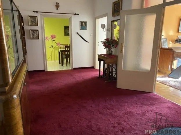 Pronájem bytu 2+1, Olomouc, Charkovská, 80 m2