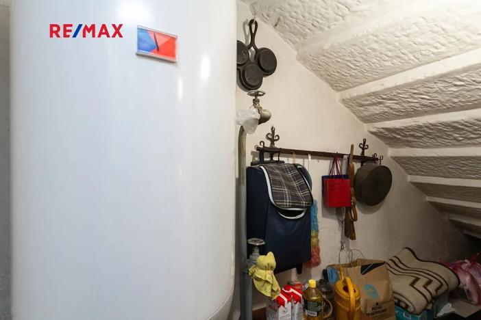 Prodej rodinného domu, Kamenné Žehrovice, Karlovarská třída, 120 m2