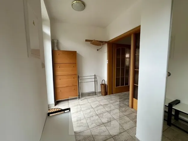 Pronájem rodinného domu, Česká, 200 m2