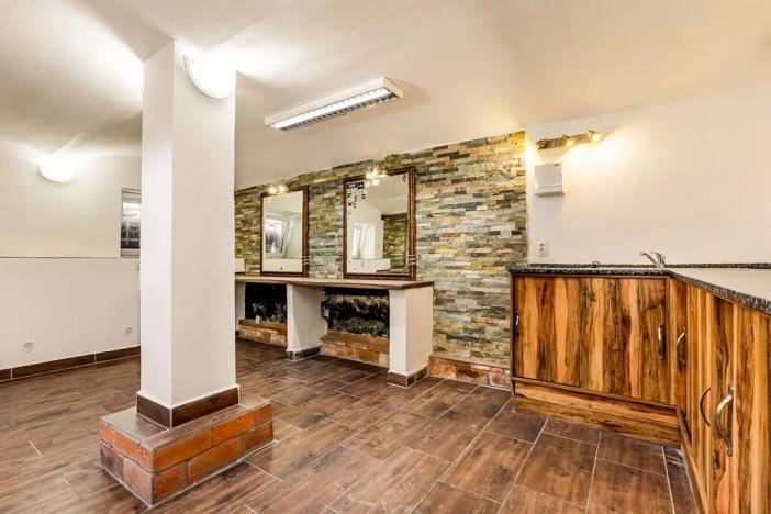 Prodej obchodního prostoru, České Budějovice, 50 m2