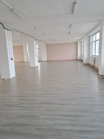 Pronájem skladu, Skuteč, Husova, 360 m2
