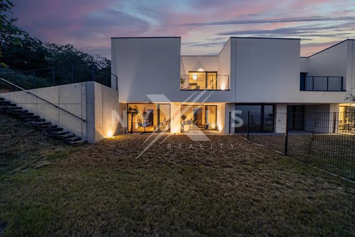 Prodej rodinného domu, Praha - Lysolaje, K Housličkám, 250 m2