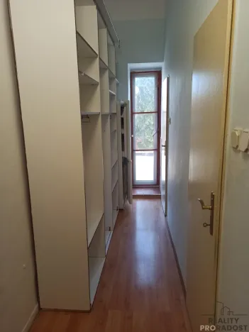 Pronájem bytu 2+1, Holešov, nám. Dr. E. Beneše, 67 m2