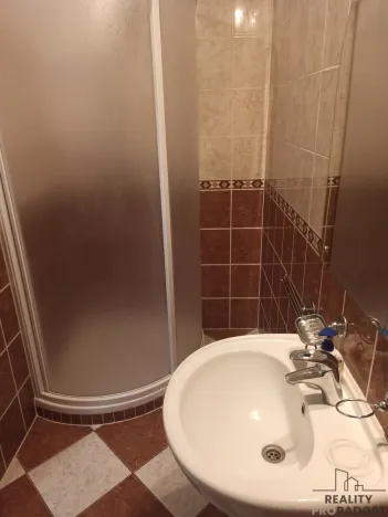 Pronájem bytu 2+1, Holešov, nám. Dr. E. Beneše, 67 m2