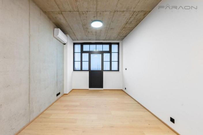 Pronájem bytu 1+kk, Praha - Hloubětín, Kolbenova, 33 m2