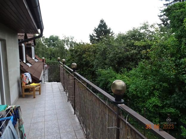 Prodej bytu 4+kk, Zbuzany, 130 m2