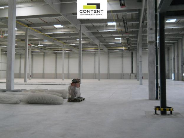 Pronájem skladu, Úžice, 14707 m2