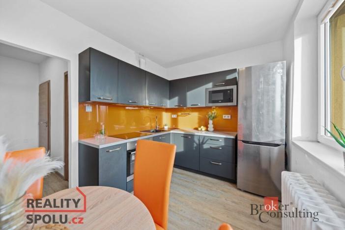 Prodej bytu 2+1, Pardubice - Zelené Předměstí, Devotyho, 55 m2