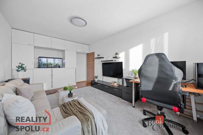 Prodej bytu 2+1, Pardubice - Zelené Předměstí, Devotyho, 55 m2