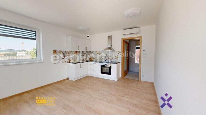 Pronájem bytu 1+kk, Zlín, Mostní, 29 m2