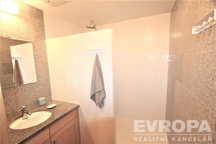 Pronájem bytu 3+kk, Praha - Troja, Sádky, 71 m2