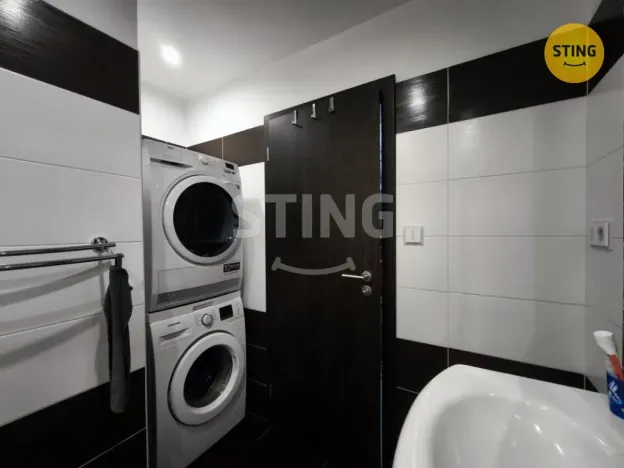 Prodej bytu 3+1, Větrný Jeníkov, 74 m2