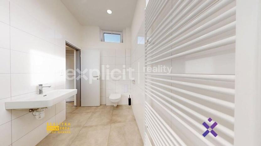 Pronájem skladu, Zlín, U Tescomy, 174 m2