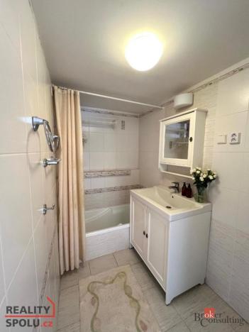 Pronájem bytu 2+1, Praha, 80 m2