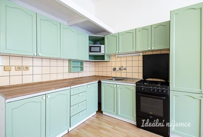 Pronájem bytu 2+kk, Praha - Nusle, Jaromírova, 43 m2