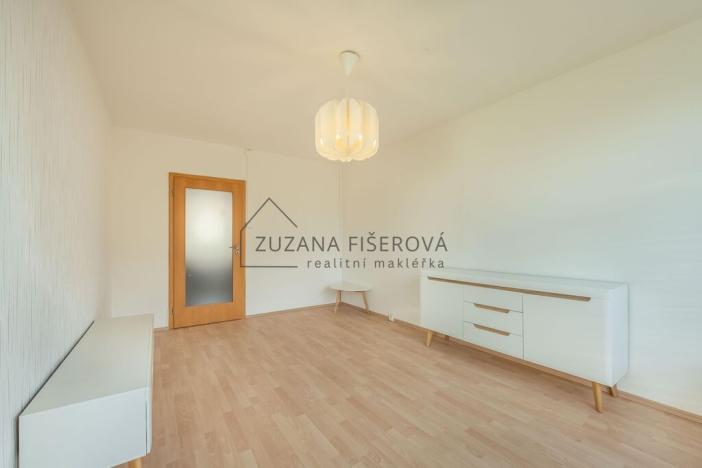 Pronájem bytu 3+1, Praha, V rovinách, 56 m2