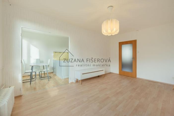 Pronájem bytu 3+1, Praha, V rovinách, 56 m2