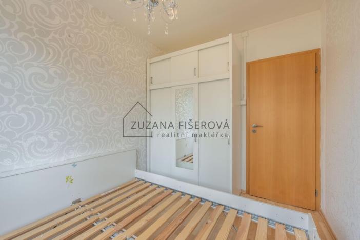 Pronájem bytu 3+1, Praha, V rovinách, 56 m2