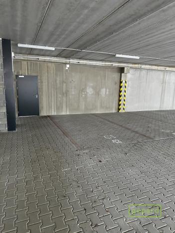 Pronájem garážového stání, Klatovy, Cibulkova, 13 m2