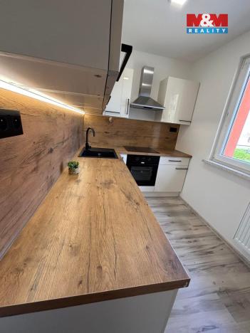 Prodej bytu 3+1, Karviná - Ráj, Sovova, 57 m2