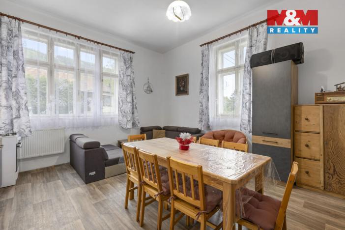 Prodej obchodního prostoru, Žlebské Chvalovice, 280 m2