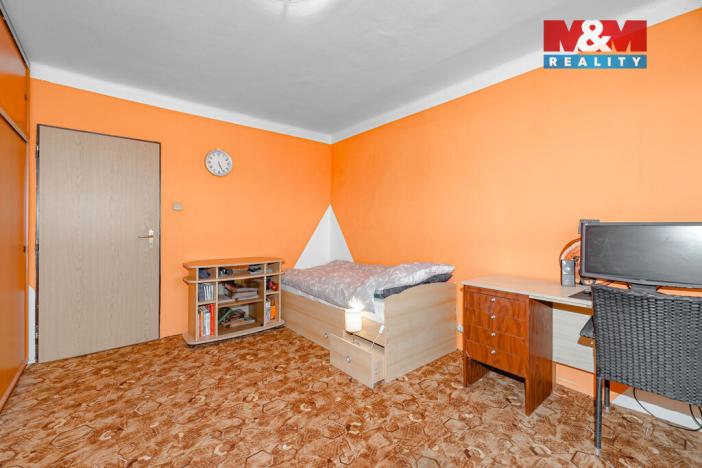 Prodej bytu 3+1, Velká Jesenice, 74 m2