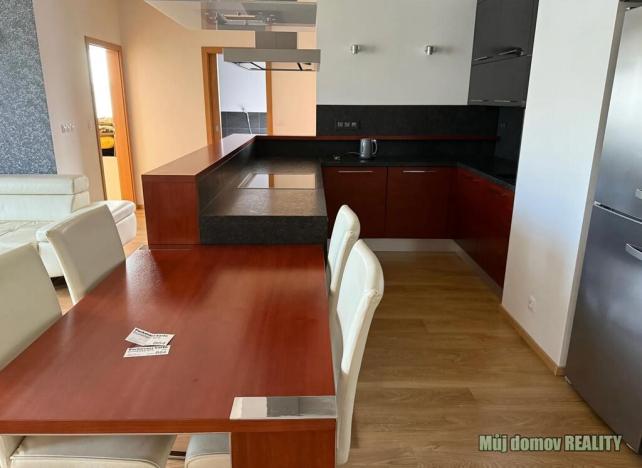 Pronájem bytu 3+kk, Praha - Vysočany, Ocelářská, 80 m2