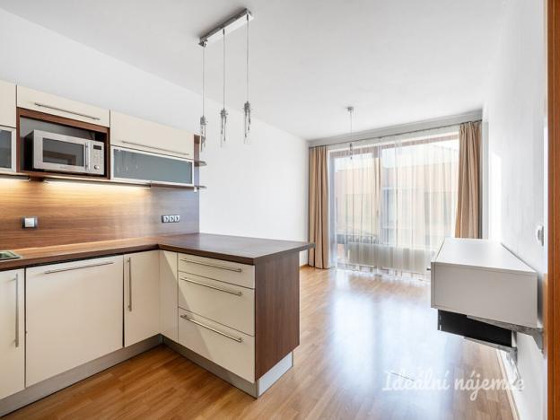 Pronájem bytu 2+kk, Říčany, Na Fialce, 48 m2