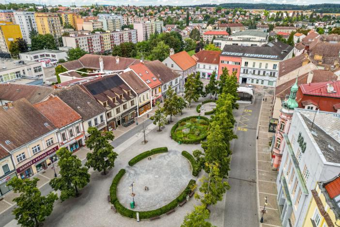 Prodej komerční nemovitosti, Benešov, Masarykovo náměstí, 256 m2