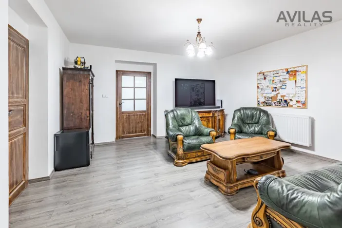 Prodej komerční nemovitosti, Benešov, Masarykovo náměstí, 256 m2