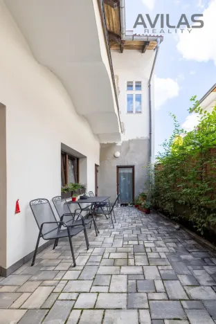 Prodej komerční nemovitosti, Benešov, Masarykovo náměstí, 256 m2